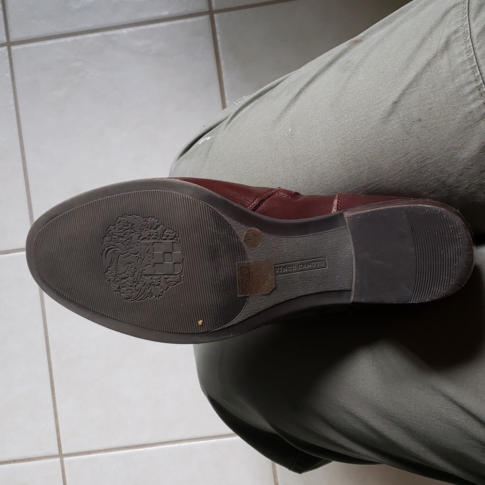 Vince Camuto boots - Picture 4 of 5